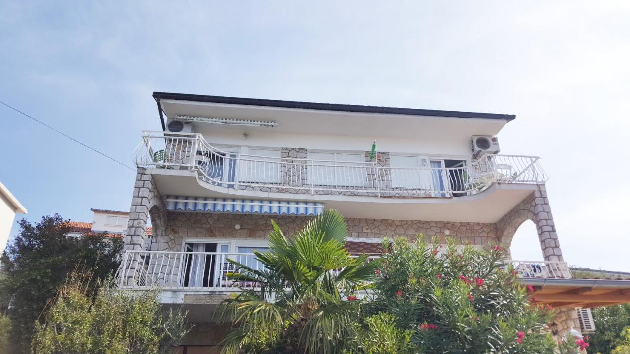 Apartmani Mali Selce Esterno foto
